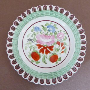 Ribbon Plate